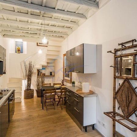 Cozy Entire Apt Close To Piazza Trilussa Rome Exterior photo